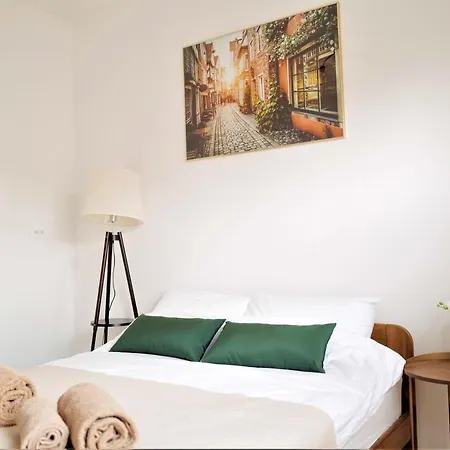 Port Apartment Warschau