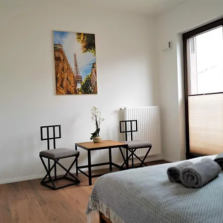 Port Apartment Warschau